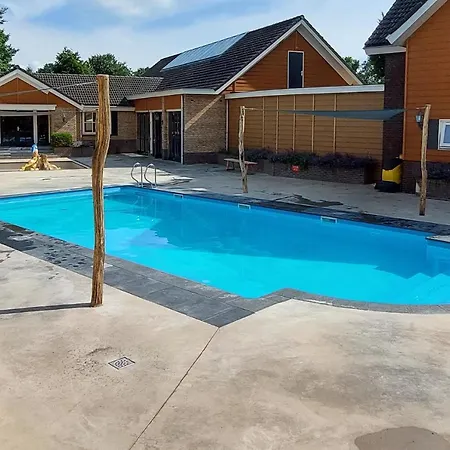 Camping 6 Persoons Vakantiehuis Veluwe Zwembad Spa