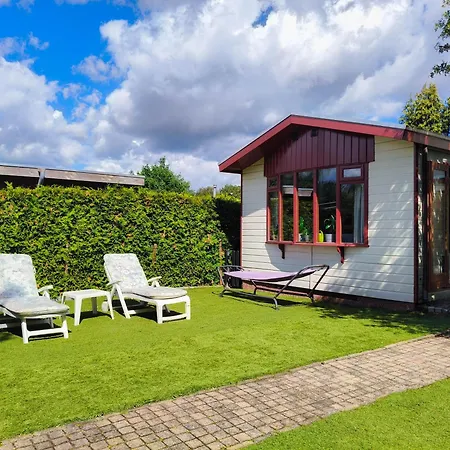 6 Persoons Veluwe Zwembad Campsite *