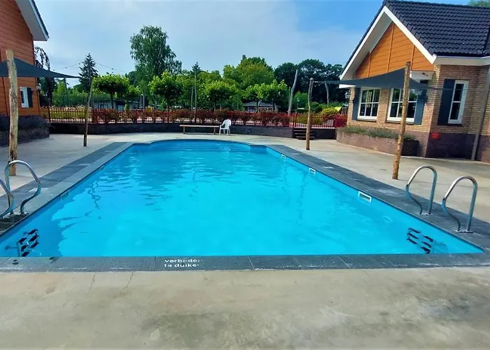 6 Persoons Vakantiehuis Veluwe Zwembad Spa * Voorthuizen