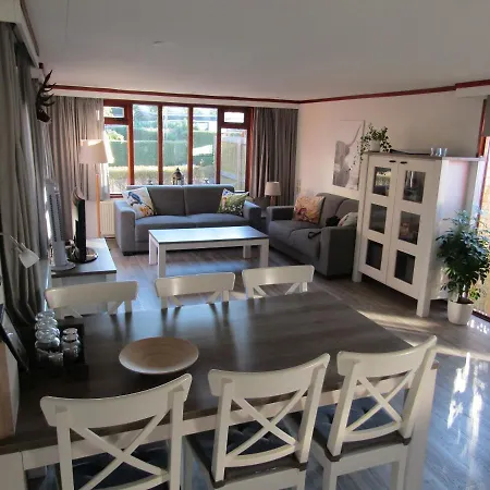 6 Persoons Vakantiehuis Veluwe Zwembad Spa Campingplatz Voorthuizen